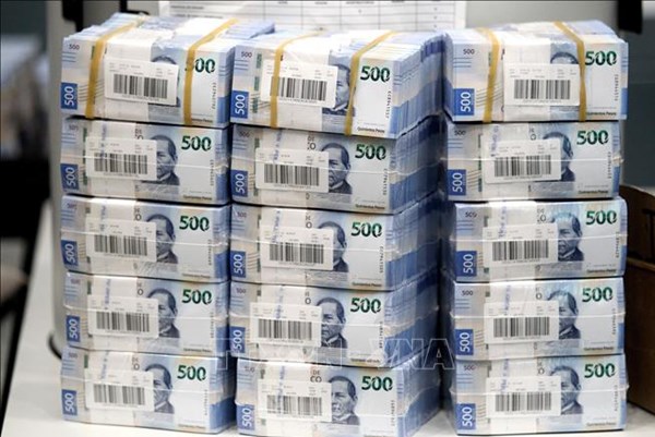 Giá trị các đồng nội tệ và thị trường chứng khoán Mỹ Latinh giảm mạnh