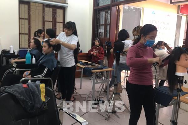 Thanh Hóa tạo điều kiện cho phụ nữ khó khăn học nghề