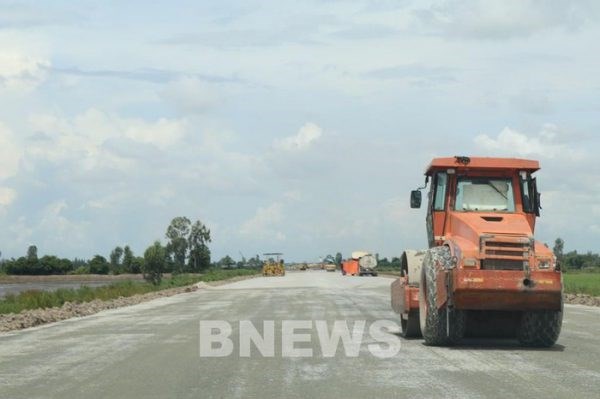 Bộ Giao thông Vận tải yêu cầu tháo gỡ khó khăn về nguồn vật liệu làm cao tốc Bắc - Nam