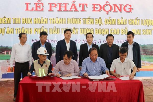 Phát động 200 ngày đêm hoàn thành dự án cao tốc Bắc - Nam đoạn Cao Bồ-Mai Sơn