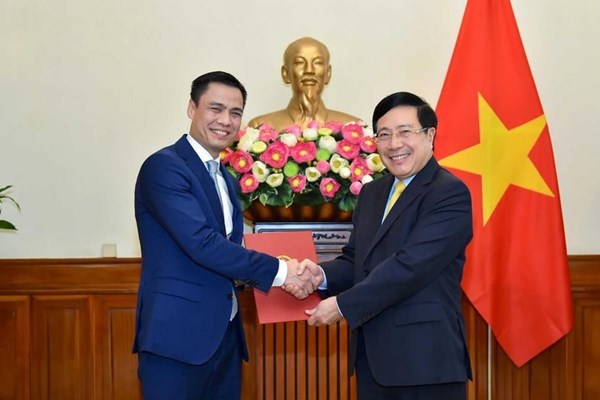 Thủ tướng bổ nhiệm ông Đặng Hoàng Giang giữ chức Thứ trưởng Bộ Ngoại giao