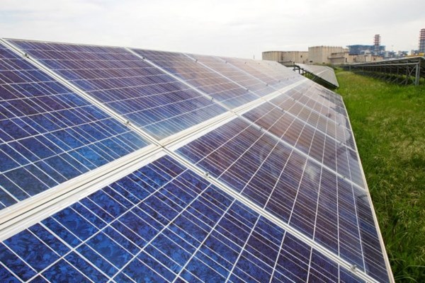 Ấn Độ áp thuế nhập khẩu lên module và pin năng lượng Mặt Trời từ tháng 4/2022