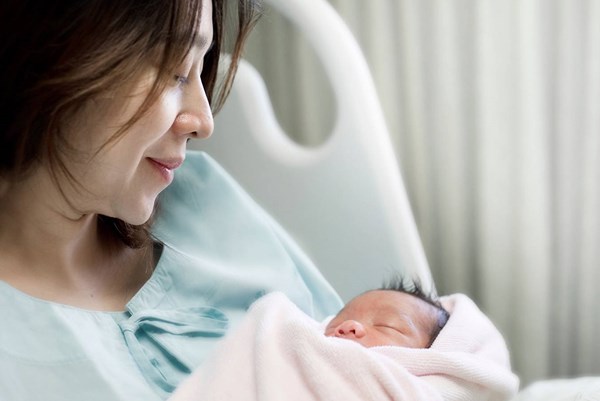 Singapore: Tỷ lệ sinh thấp nhất trong một thập kỷ