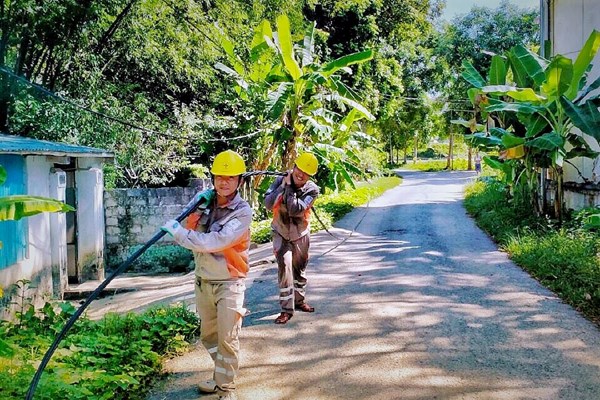 Công ty Điện lực Thanh Hóa đóng góp tích cực xây dựng nông thôn mới