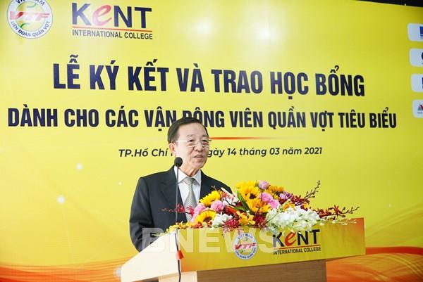 Trường Cao đẳng quốc tế Kent trao học bổng cho các vận động viên quần vợt