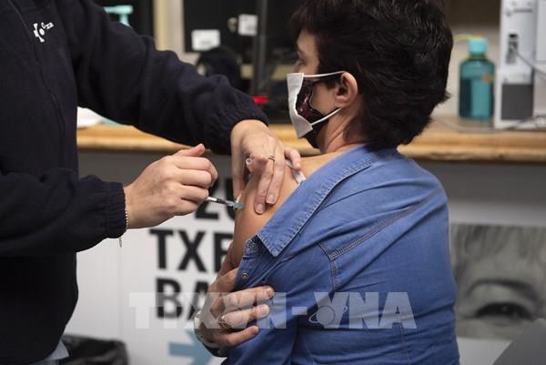 WHO lên tiếng về việc sử dụng “hộ chiếu vaccine điện tử”
