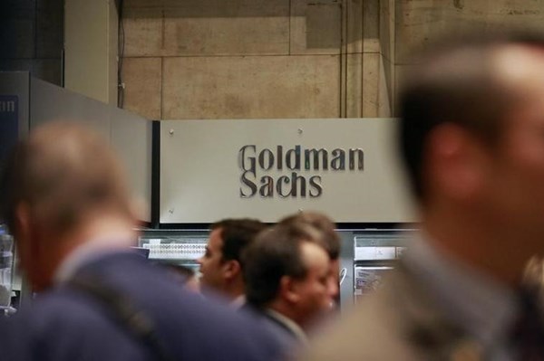 Goldman Sachs tăng lương cho nhân viên