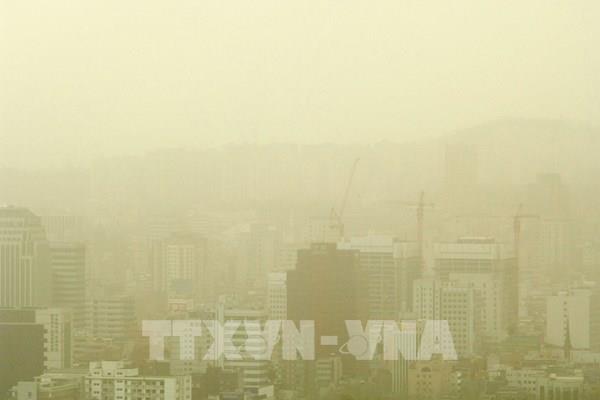 Bụi vàng vẫn che phủ miền Trung Hàn Quốc
