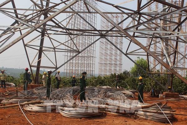 Dự kiến hoàn thành đường dây 500kV Dốc Sỏi - Pleiku2 vào cuối quý I/2021