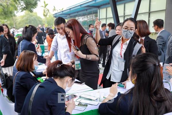 Lời khuyên nào cho nhà đầu tư khi bất động sản Hà Nội đang nóng?