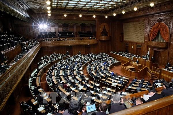 Quốc hội Nhật Bản thông qua ngân sách kỷ lục cho tài khóa 2021