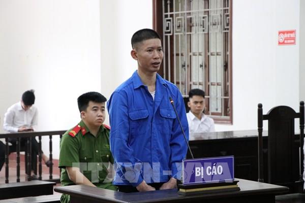 Dùng súng nhựa cướp ngân hàng lĩnh án 13 năm tù