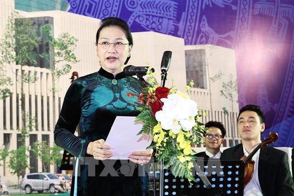 Chủ tịch Quốc hội Nguyễn Thị Kim Ngân chủ trì gặp mặt đại biểu Quốc hội khóa XIV