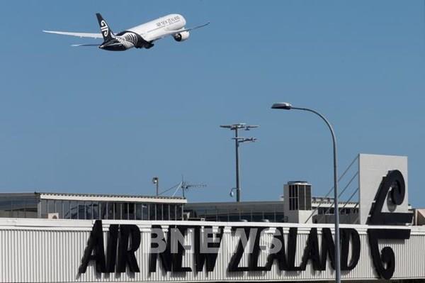 New Zealand không yêu cầu khách từ Trung Quốc xét nghiệm COVID-19 bắt buộc