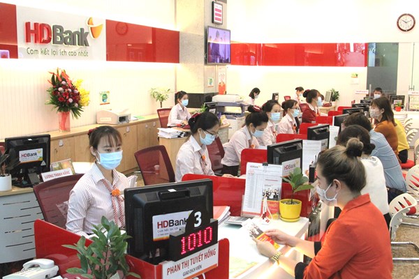 Thu nhập dịch vụ tăng trưởng cao, HDBank báo lãi hơn 5.800 tỷ đồng