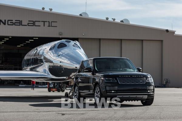 Land Rover và Virgin Galactic công bố gia hạn hợp tác toàn cầu