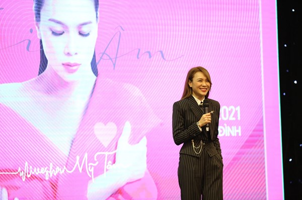 Liveshow của Mỹ Tâm “cháy vé” trên VinID