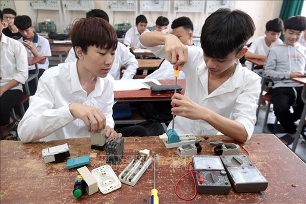 Tăng mức hỗ trợ học nghề với lao động tham gia bảo hiểm thất nghiệp