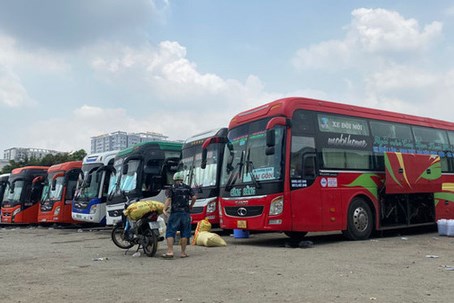 Xử lý nạn "xe dù bến cóc": Có thể đưa bến bãi vào loại hình kinh doanh có điều kiện