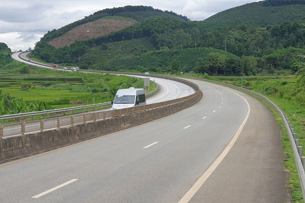 Lượng phương tiện qua tuyến cao tốc do VEC quản lý tăng 8,5%