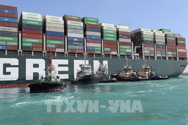 Giải tỏa hoàn toàn tình trạng ùn tắc ở kênh đào Suez