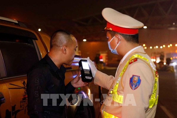 Tăng mức xử phạt, đảm bảo tính răn đe với các hành vi cố ý vi phạm giao thông gây nguy hiểm