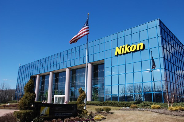 Nikon chi 91 triệu USD để bước vào ngành hàng không vũ trụ