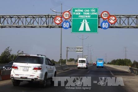 Phát triển kinh tế ĐBSCL - Bài 1: Hạ tầng giao thông chưa xứng với tiềm năng