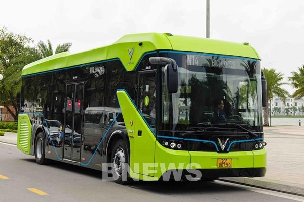 VinBus đưa vào vận hành tuyến xe buýt điện thông minh đầu tiên của Việt Nam