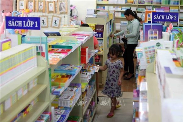 Công bố giá sách giáo khoa lớp 2 và lớp 6 năm học 2021-2022