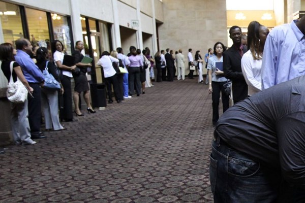 Đại dịch COVID-19 làm nhiều thanh thiếu niên Mỹ Latinh thất nghiệp