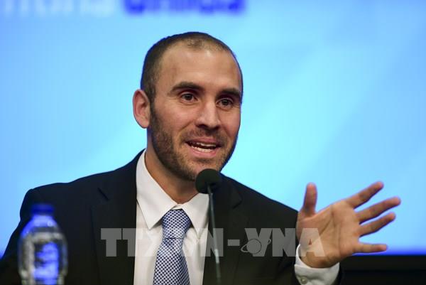 Bộ trưởng Kinh tế Argentina đến châu Âu để đàm phán lại các khoản nợ