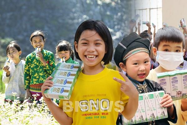 Sức lan tỏa chương trình “Triệu ly sữa yêu thương, triệu nụ cười hạnh phúc” của Vinamilk