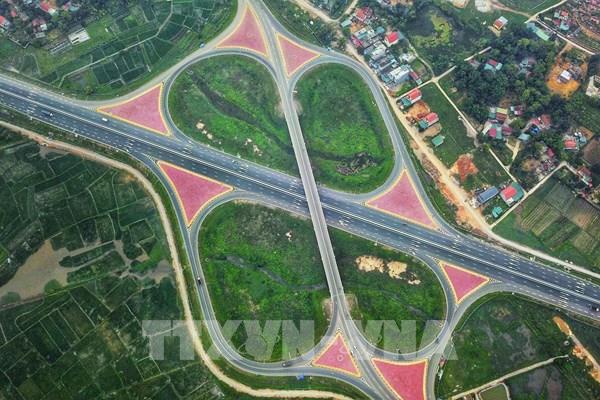 Tiến tới Đại hội Đảng XIV của Đảng: Từ tăng tốc hạ tầng đến về đích nhà ở xã hội