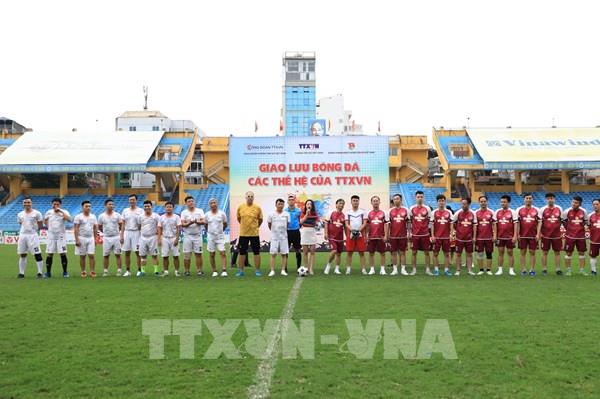 Truyền Thống - Tiếp Lửa, trận cầu giao lưu giữa các thế hệ Thông tấn xã Việt Nam