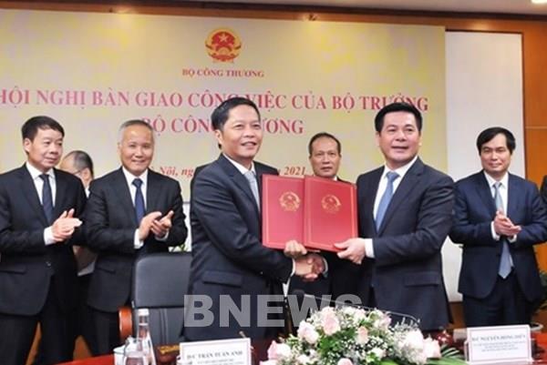 Đồng hành cùng ngành công thương phát triển bền vững