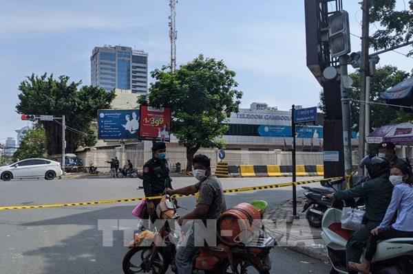 Số ca nhiễm COVID-19 tại Campuchia tăng cao sau ngày đầu phong tỏa