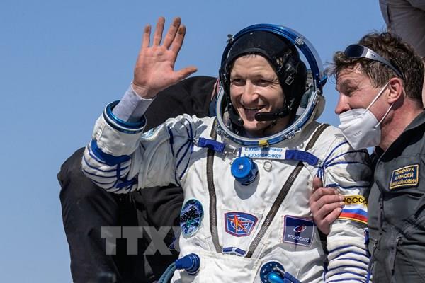 Ba phi hành gia trở về Trái Đất an toàn sau nửa năm trên Trạm ISS