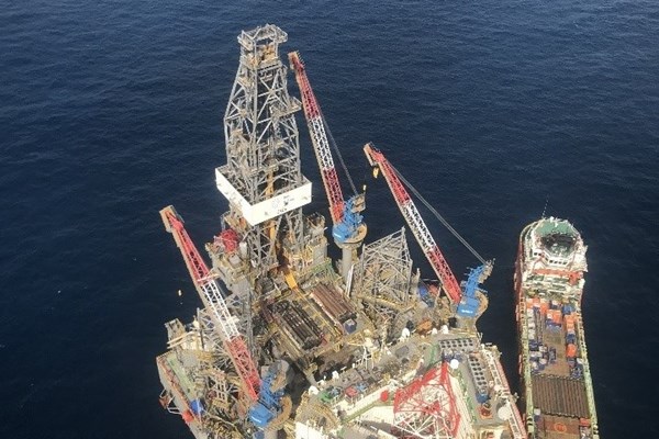 Điều chỉnh chính sách phù hợp cho thăm dò khai thác dầu khí