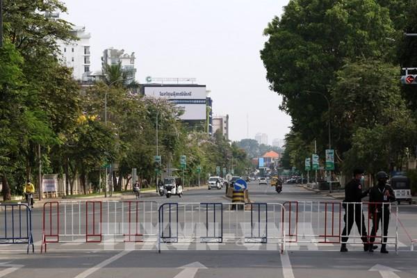 Campuchia đóng cửa nhiều chợ ở thủ đô để ngăn COVID-19 lây lan