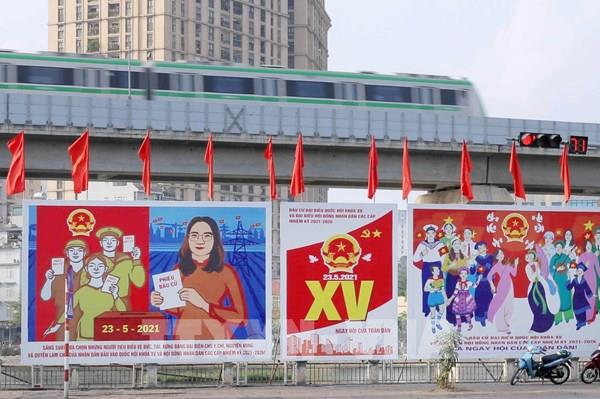 Hà Nội rực rỡ cổ động chào mừng bầu cử đại biểu Quốc hội khóa XV