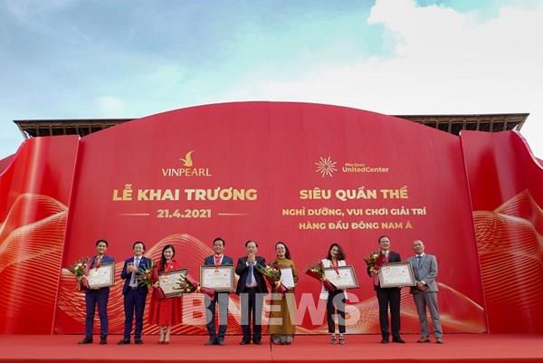 Vingroup khai trương Siêu quần thể nghỉ dưỡng, vui chơi, giải trí Phú Quốc United Center