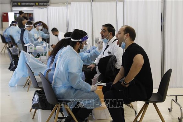 Israel thử nghiệm tiêm mũi 4 phòng COVID-19 bằng vaccine trộn lẫn