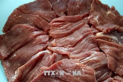 Giá thịt bò và thịt lợn giảm, giá nhiều loại thủy sản tăng cao