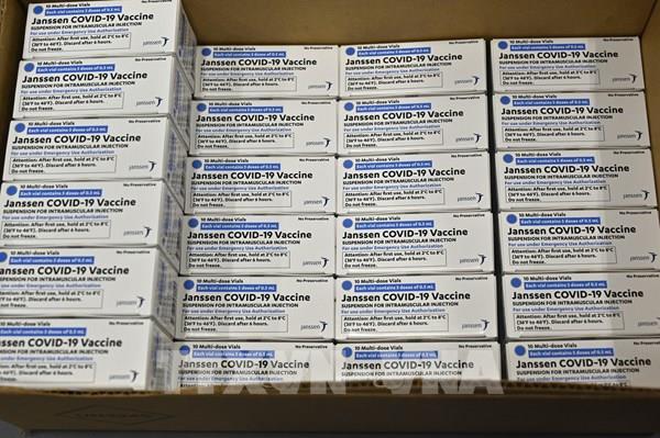 Các công ty dược toàn cầu chưa thực sự đoàn kết trên "mặt trận" vaccine COVID-19