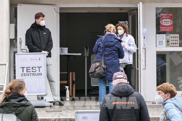 Đức mở rộng chương trình trình tiêm chủng vaccine ngừa COVID-19