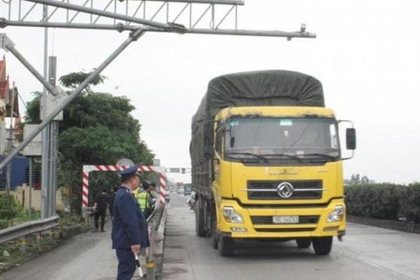 Tiếp tục duy trì "phạt nguội" xe quá tải bằng cân tự động trên Quốc lộ 5