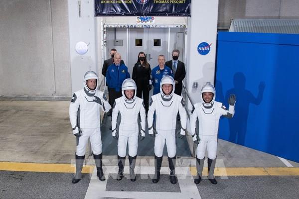 Tàu vũ trụ của SpaceX kết nối thành công với ISS