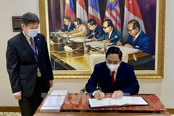 Thủ tướng Phạm Minh Chính kết thúc tốt đẹp chuyến tham dự Hội nghị các Nhà Lãnh đạo ASEAN