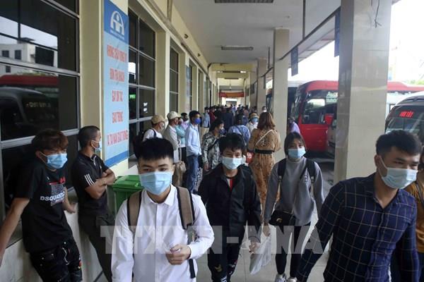 Quản lý bến xe tại Hà Nội: Bài 1 - Mạnh tay xử lý vi phạm trá hình